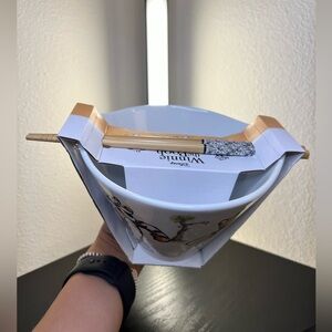 Disney Winnie The Pooh Ramen Bowl and chop sticks